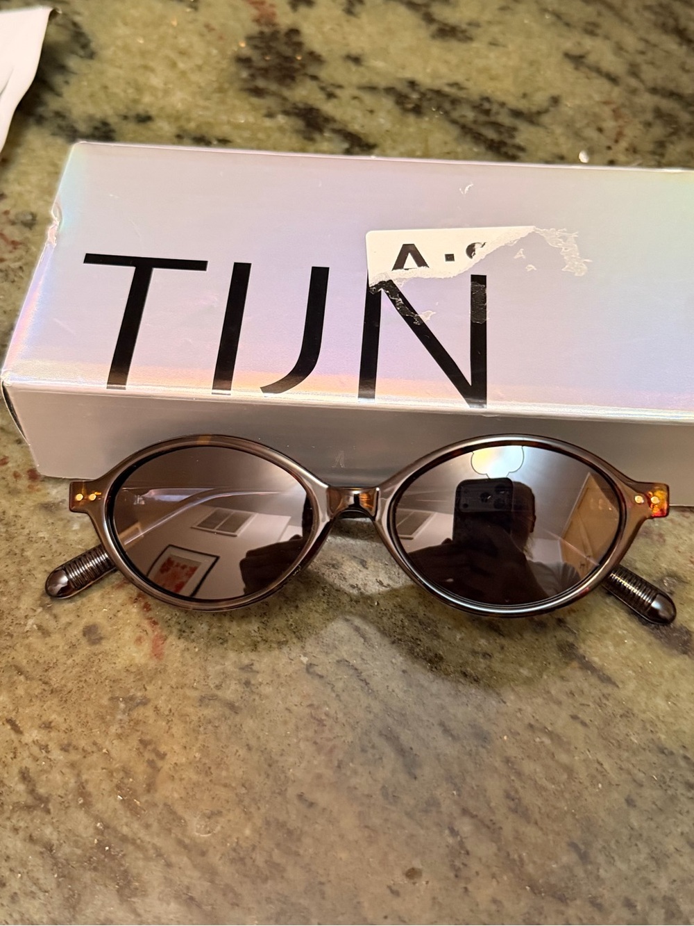 Tijn Tortoiseshell Sunglasses with Faux Leather Pouch - Brand New In Box